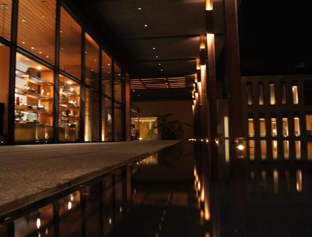 The Lalu Hotel Юйчи Экстерьер фото